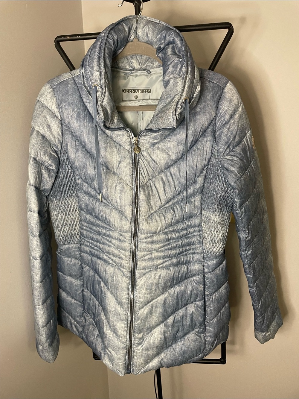 Bernardo Light Steel Blue Quilted Puffer Jacket